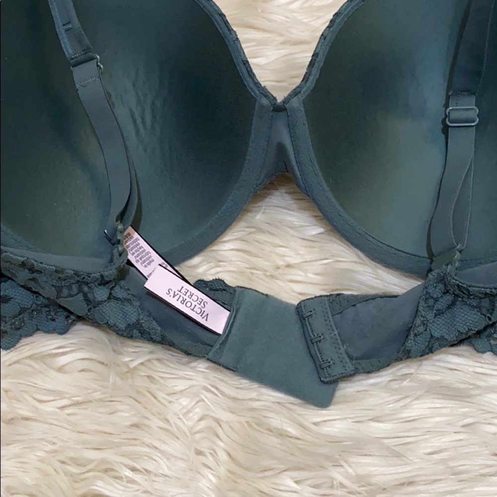Victoria Secret   bra - Picture 7 of 8